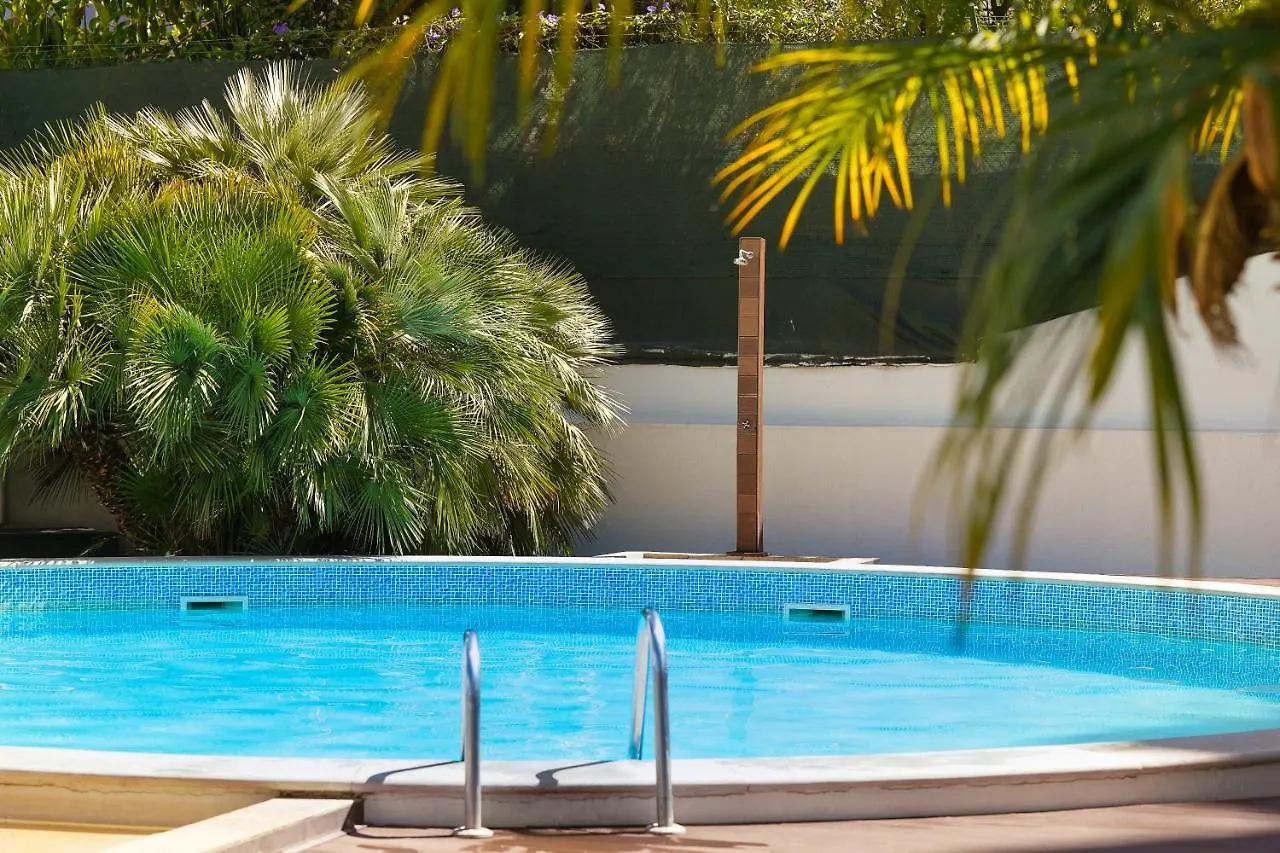 Legendary Lisboa Suites Апарт-отель